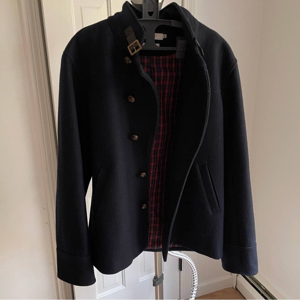 Men’s coat navy size XL